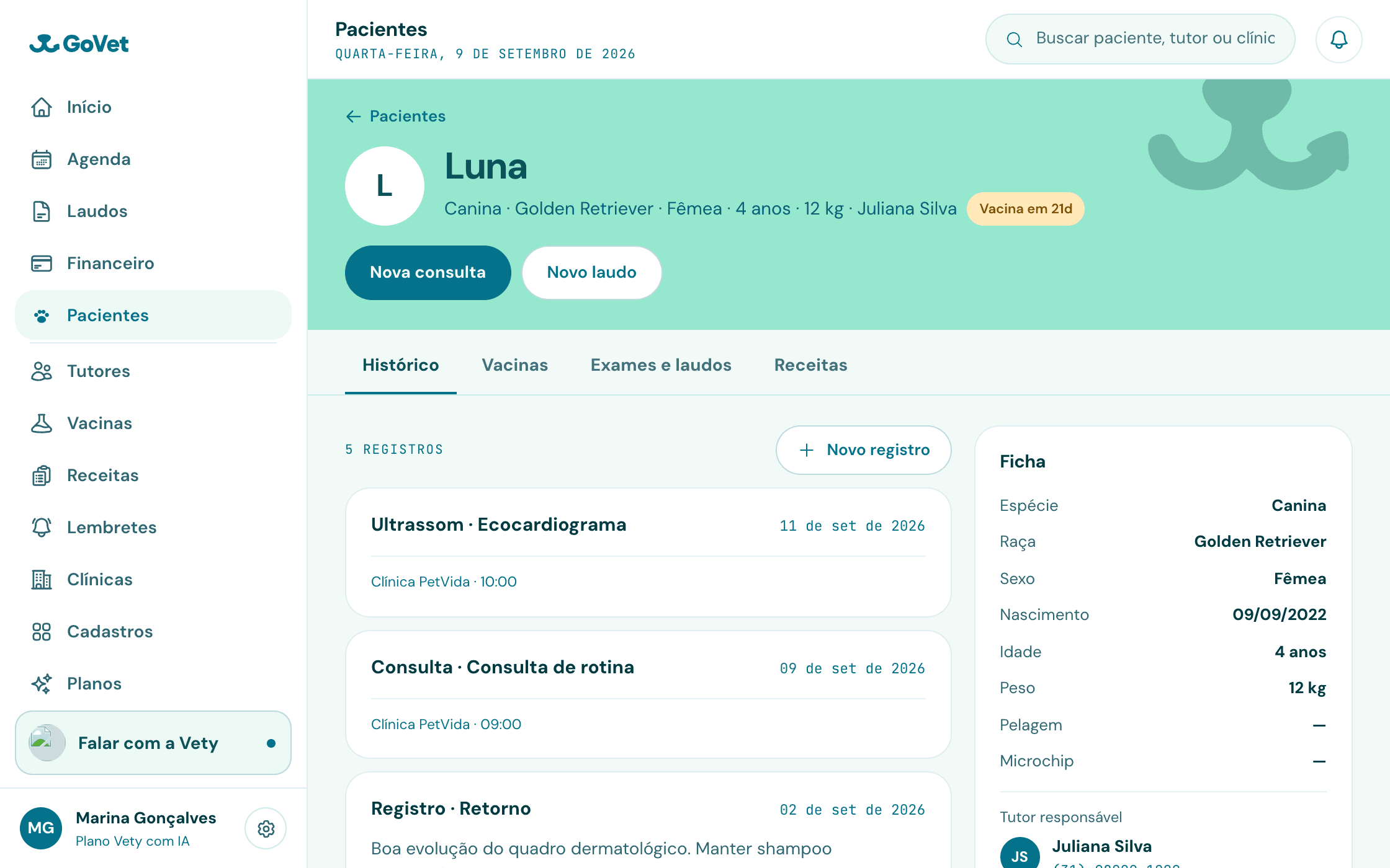 Ficha do paciente Luna no GoVet, com histórico clínico